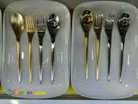 قاشق و چنگال نقره ای 